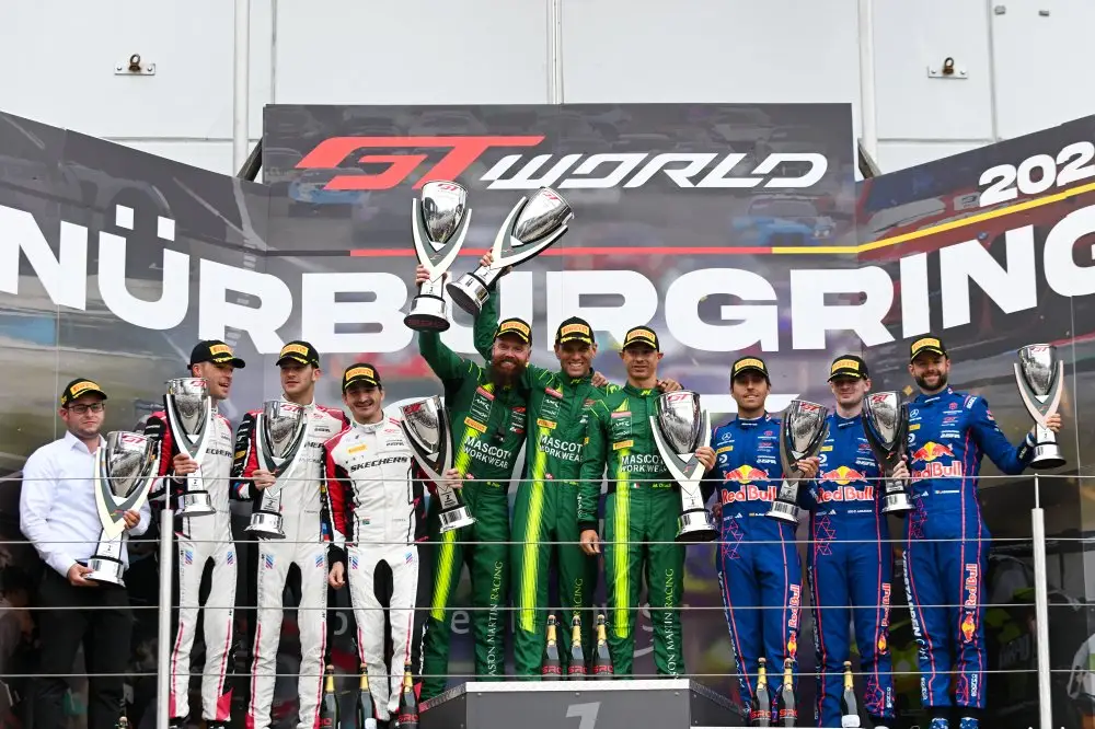 GT World Challenge Europe, Comtoyou domina al Nürburgring ma il titolo va a Mercedes-AMG Team Mann-Filter
