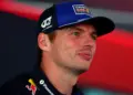 Verstappen non ha dubbi: «C’è una guerra, non dovremmo correre»