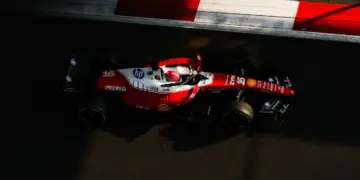 GP Messico, Leclerc davanti in entrambe le libere: Norris e Russell vicini, Hamilton si ferma