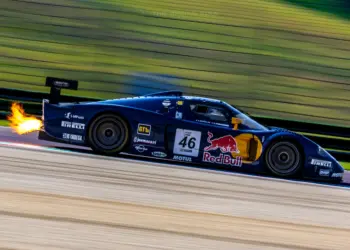 IMOLA CLASSIC: IL TEMPO SI FERMA, I MOTORI NO