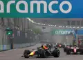 F1, Verstappen vince la Sprint di Singapore: Ferrari sul podio, disastro McLaren nel finale